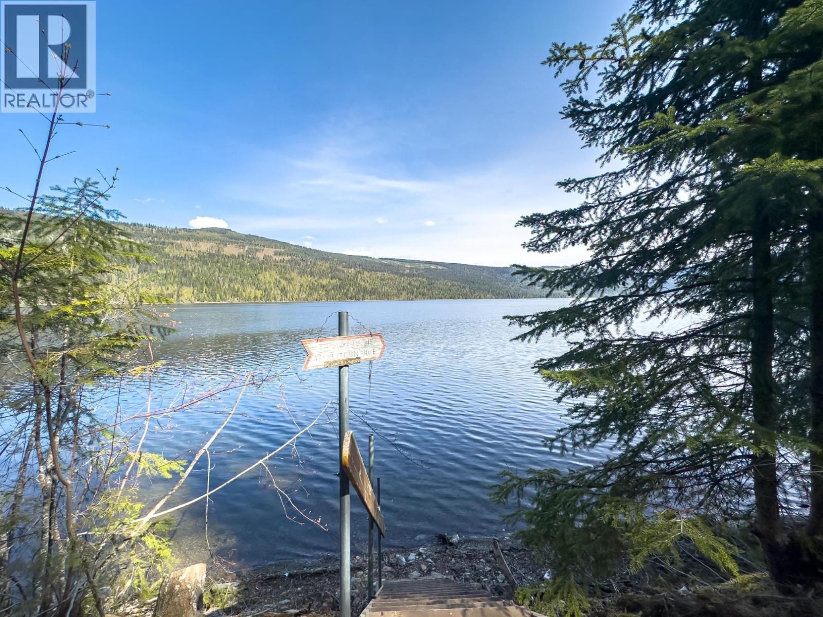 5305 East Barriere FSR Road - 36