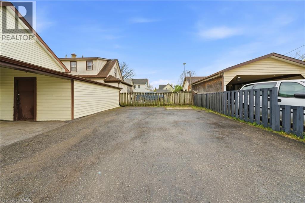 107 BROADWAY Street, Welland, Ontario, L3C5L6 — Photo 33
