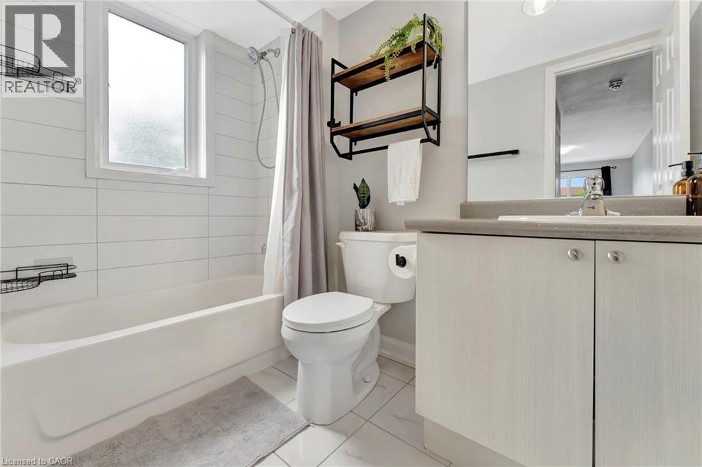 350 FISHER MILLS Road Unit# 38, Cambridge, Ontario, N3C0G8 — Photo 17