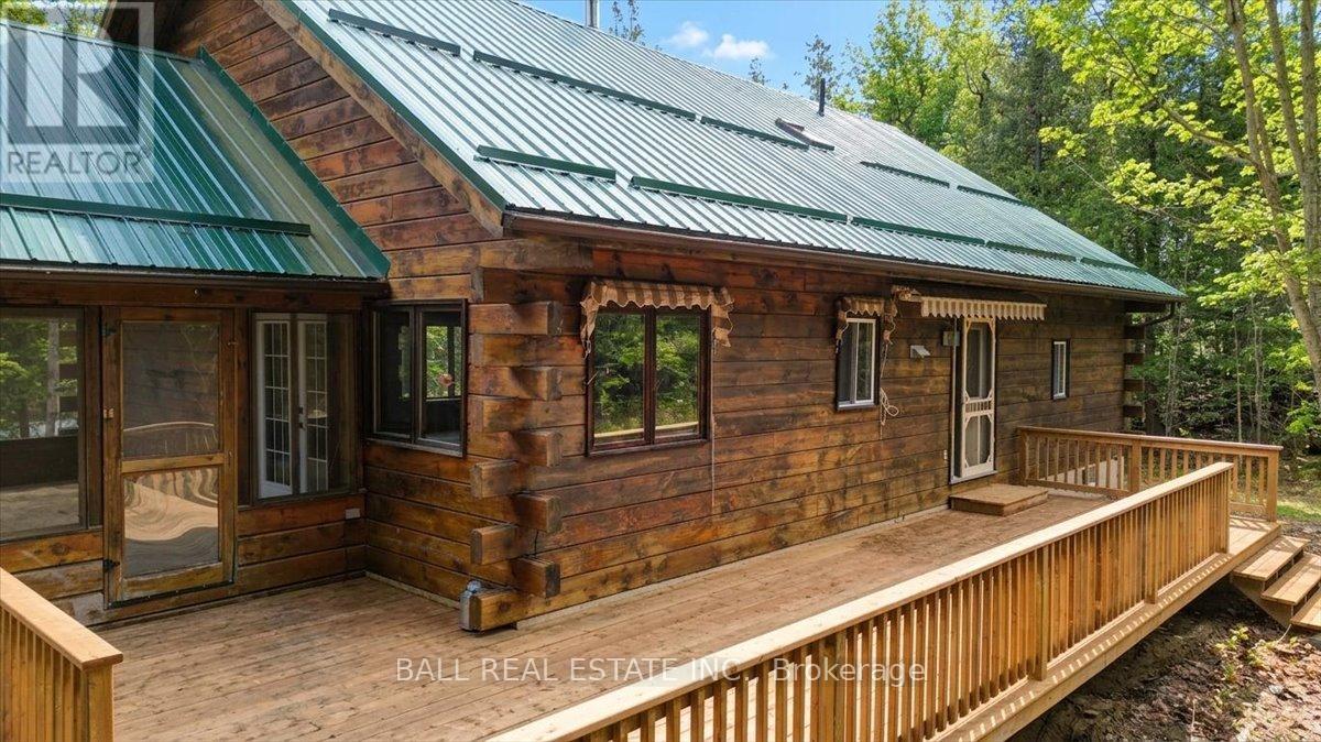 1893 CLYDESDALE ROAD - 5