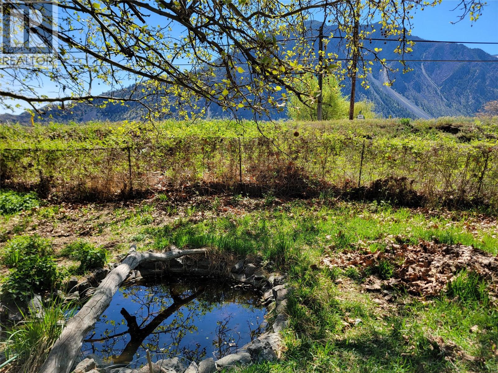 2626 Highway 3, Keremeos
