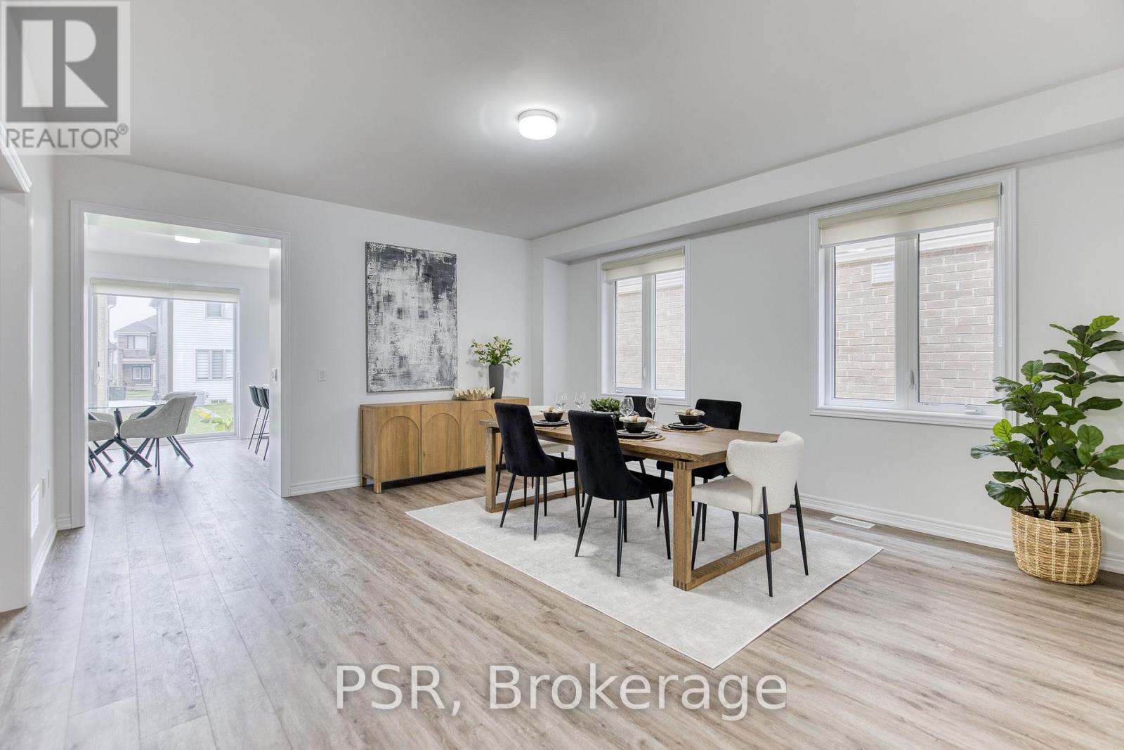 275 REA DRIVE - 15