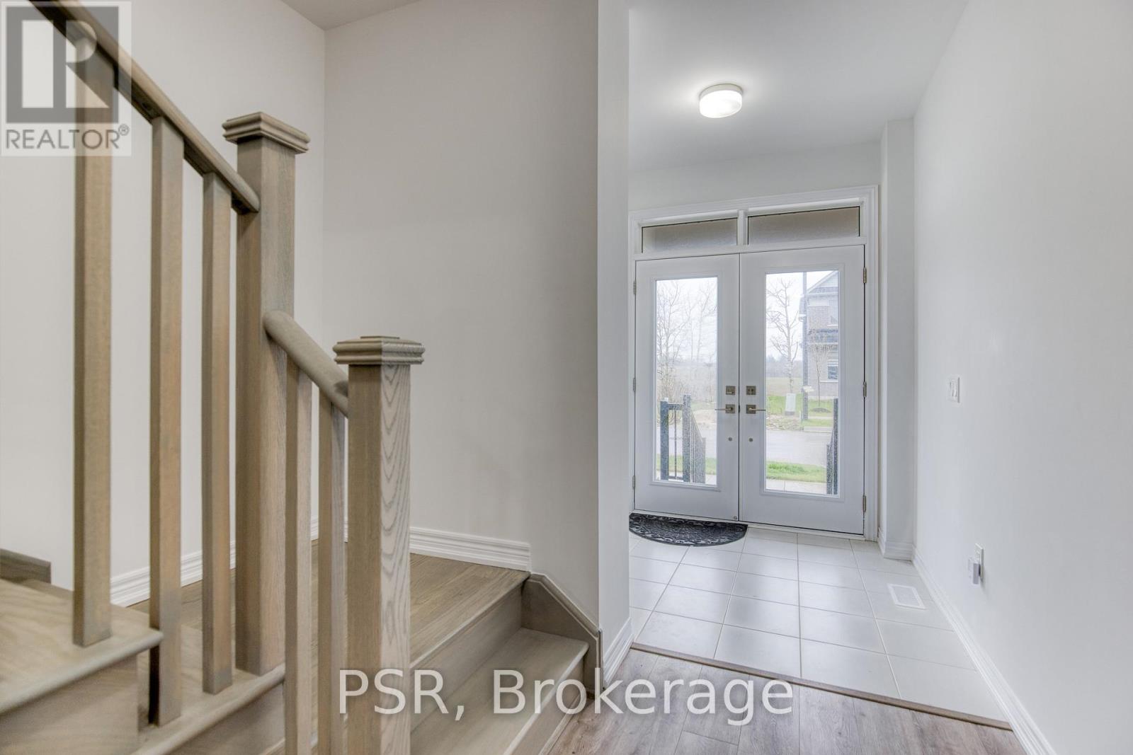 275 REA DRIVE - 21