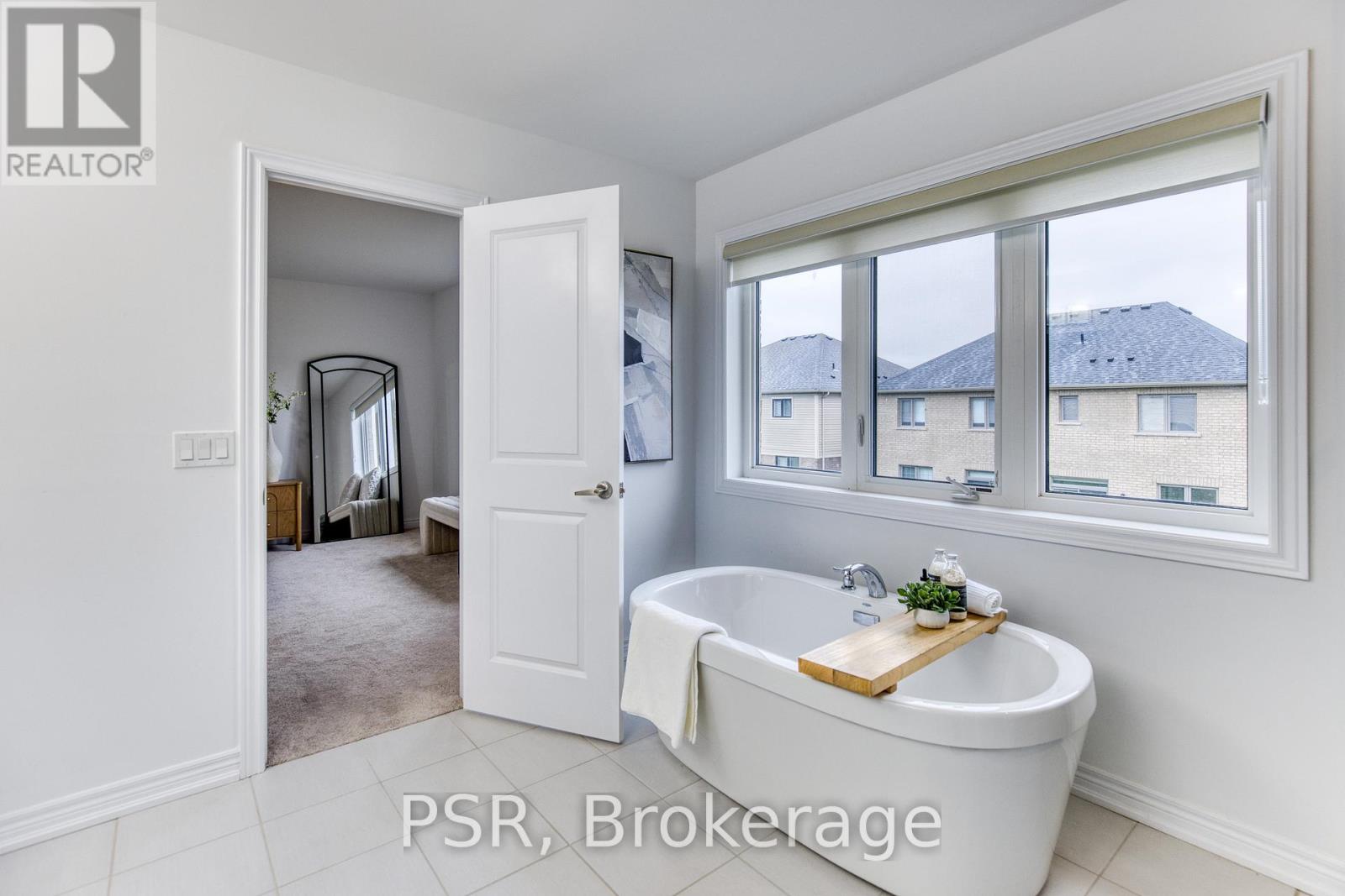 275 REA DRIVE - 28