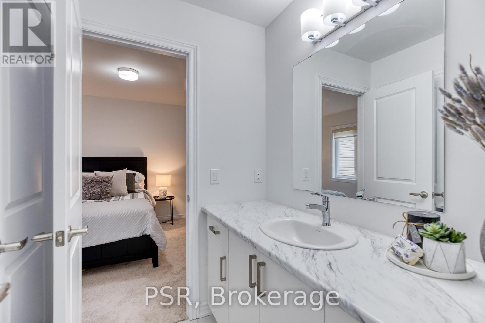 275 REA DRIVE - 32