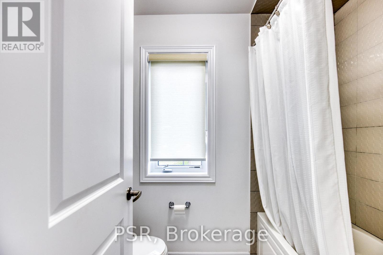 275 REA DRIVE - 40