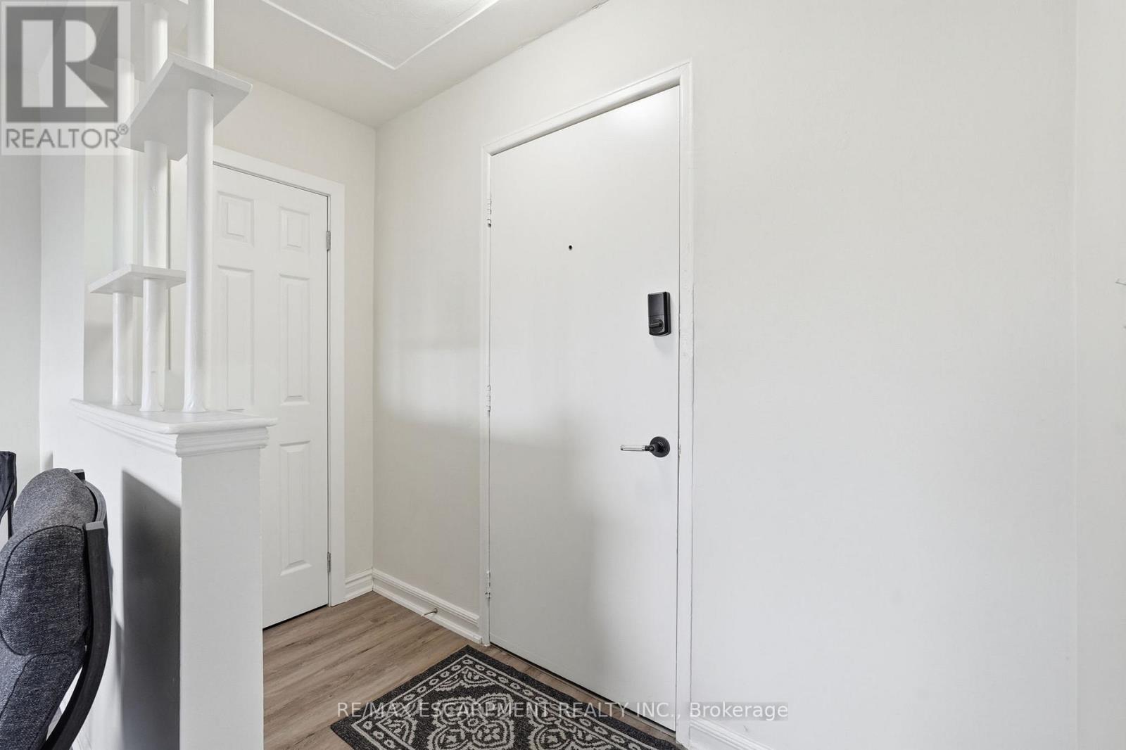 1254 FENNELL AVENUE E - 10