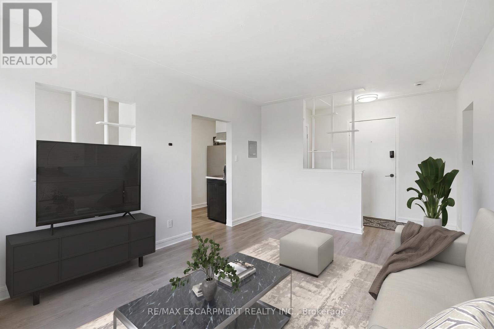 1254 FENNELL AVENUE E - 11