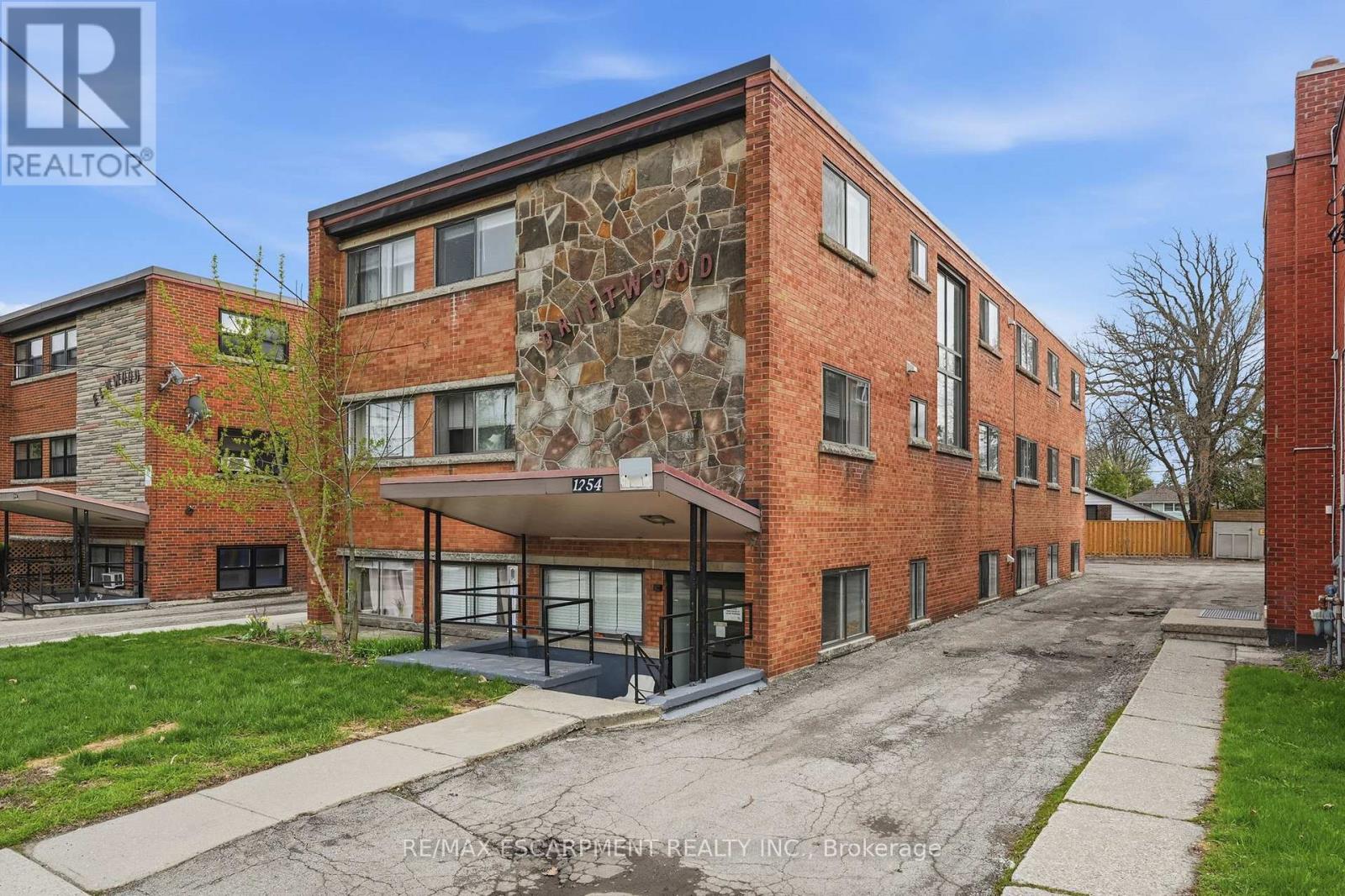 1254 FENNELL AVENUE E - 2
