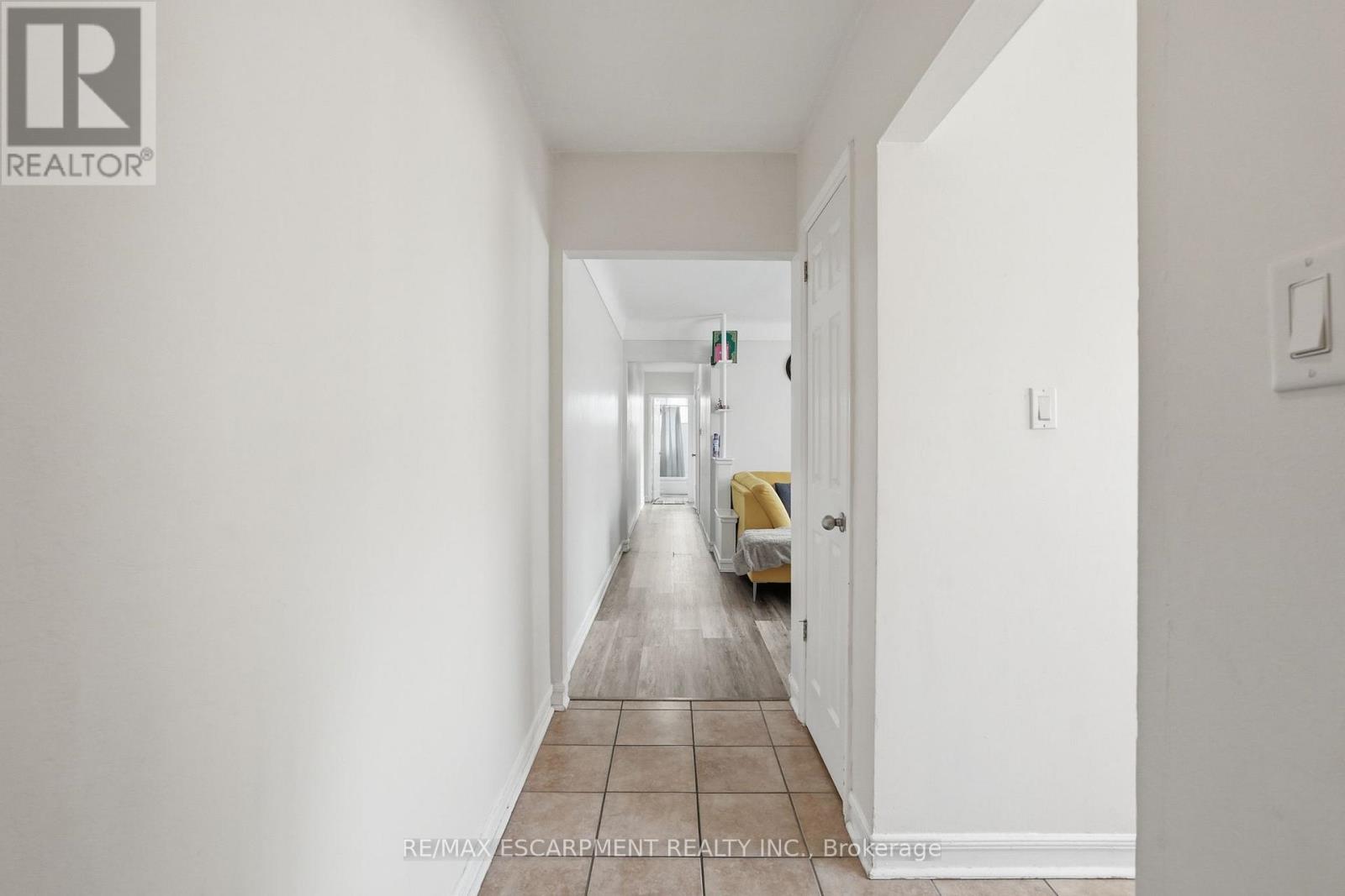 1254 FENNELL AVENUE E - 27