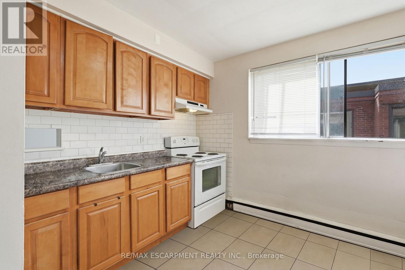 1254 FENNELL AVENUE E - 29