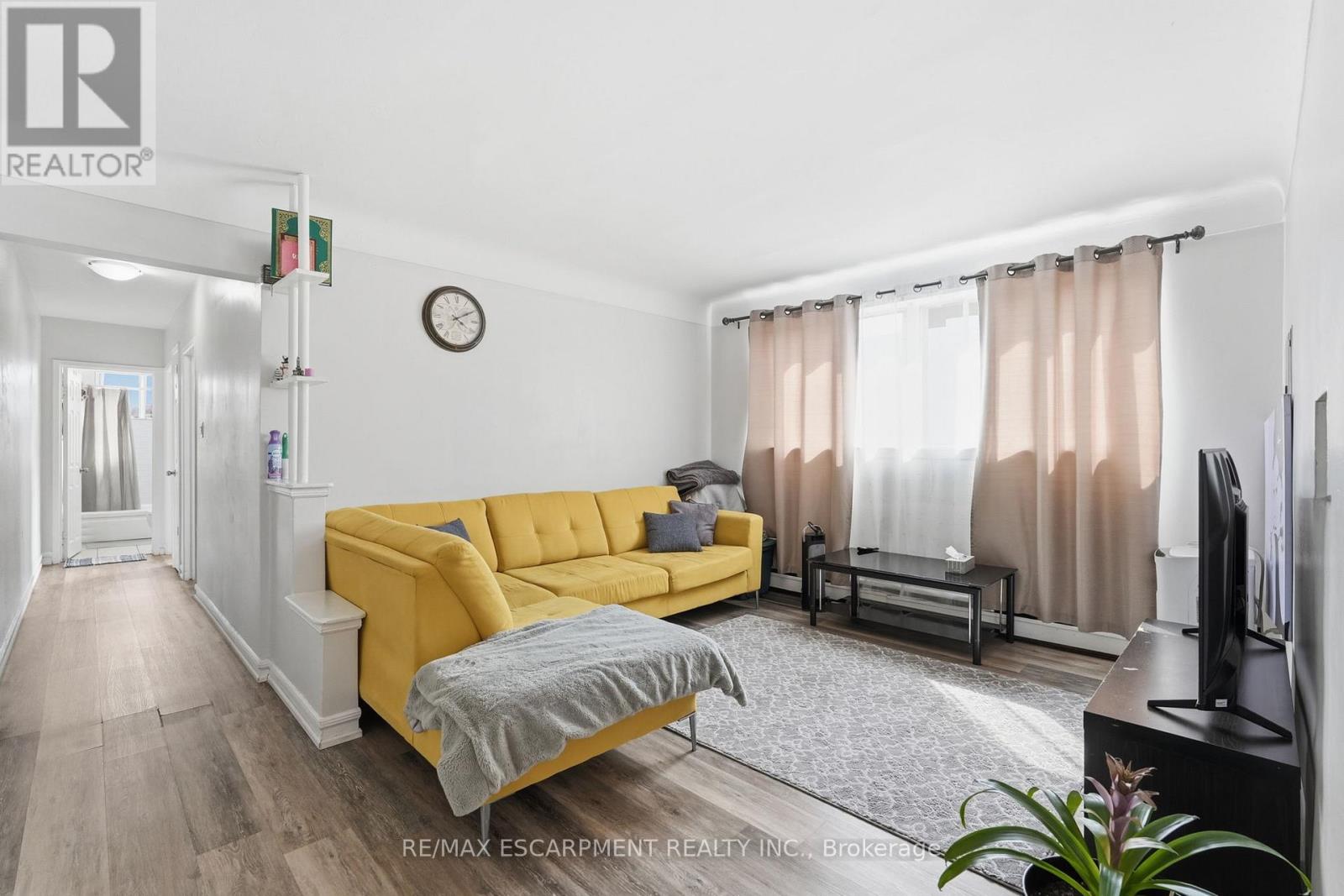 1254 FENNELL AVENUE E - 32