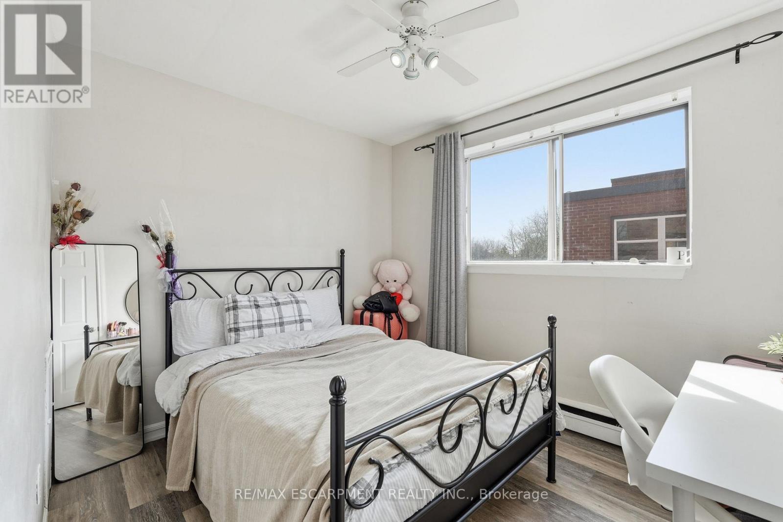 1254 FENNELL AVENUE E - 35