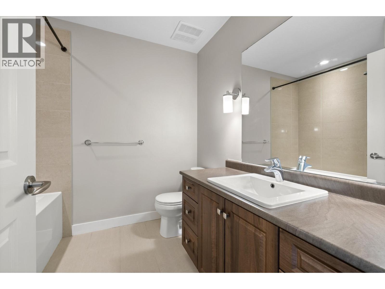 60 2490 Tuscany Drive, West Kelowna