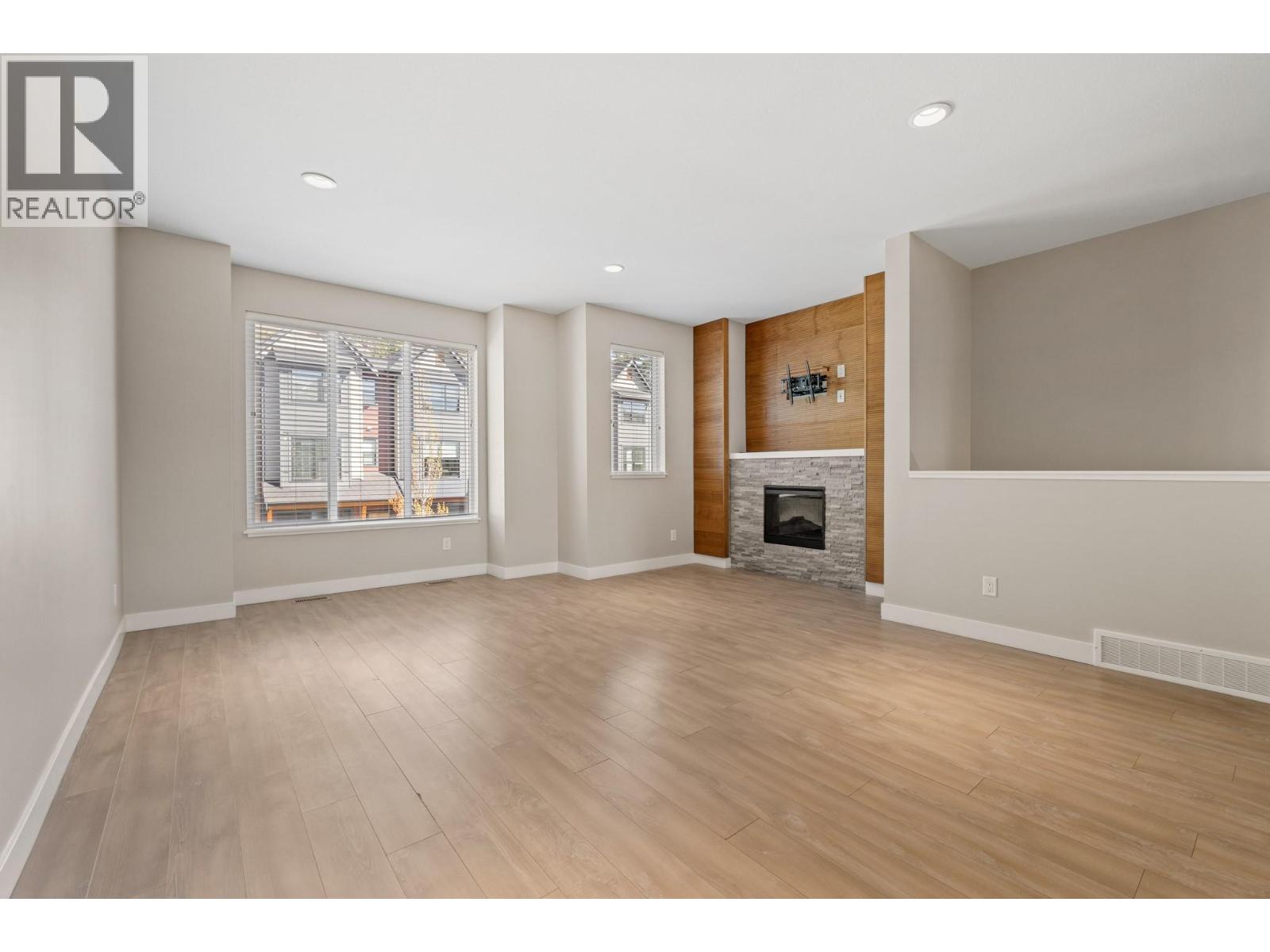 60 2490 Tuscany Drive, West Kelowna