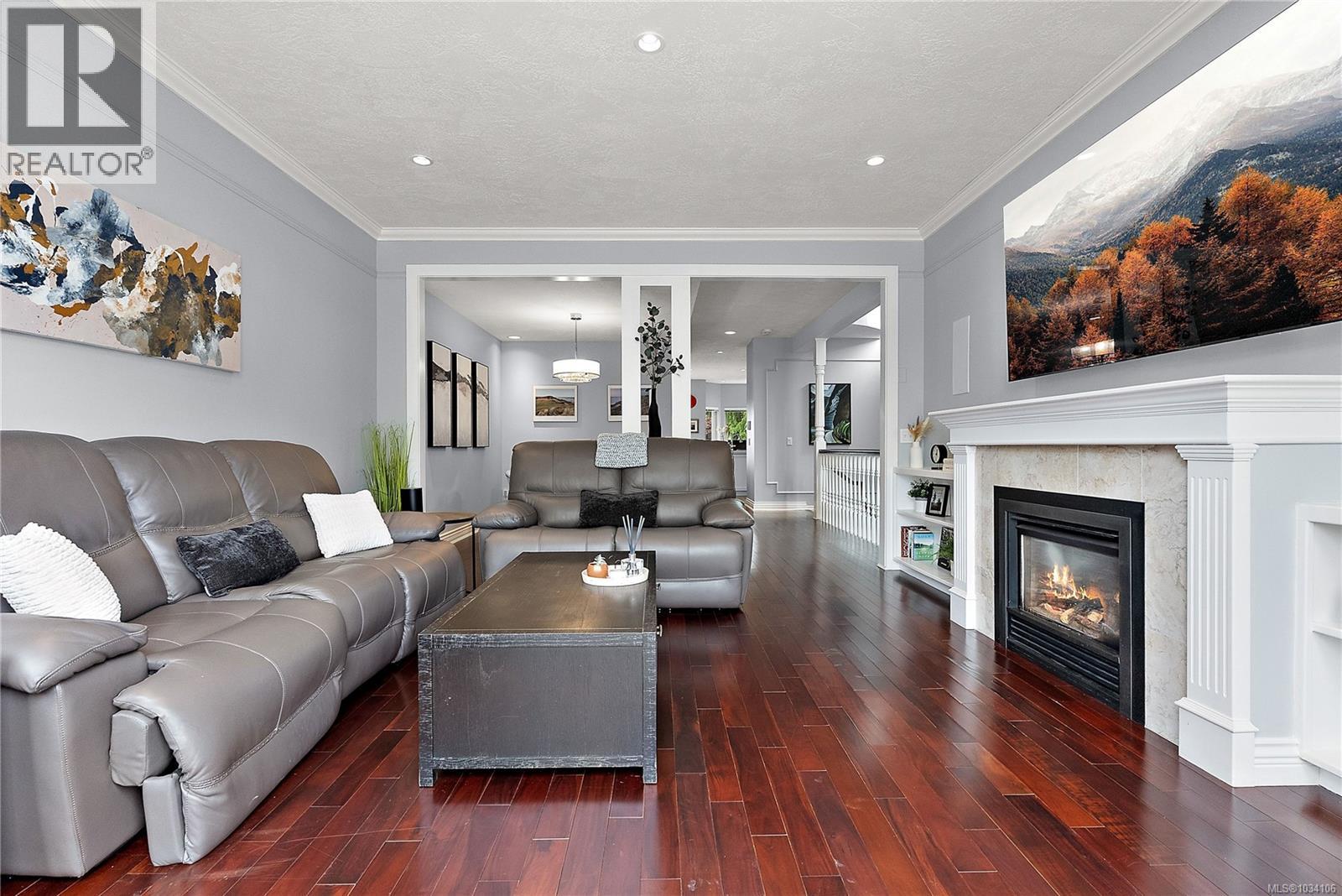  207 Quebec Street, Victoria
