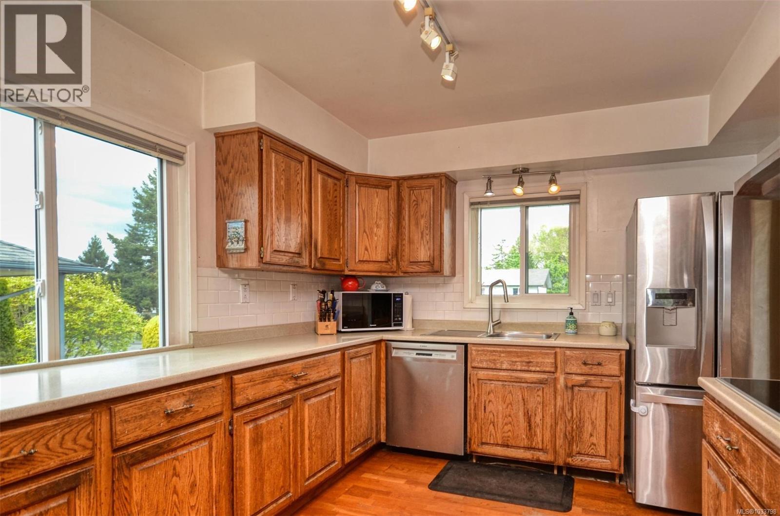 1809 Laval Ave - 28