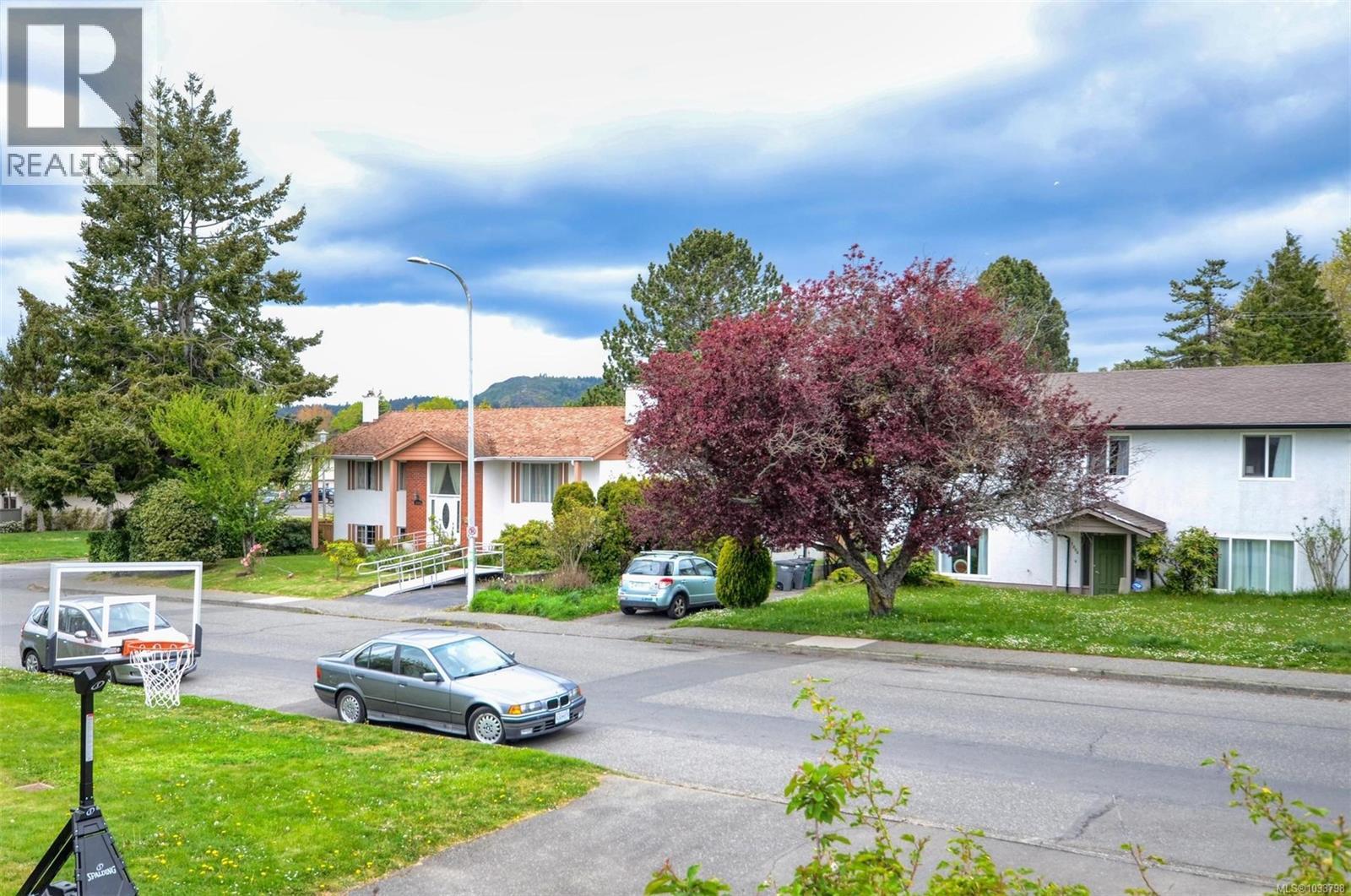  1809 Laval Avenue, Saanich