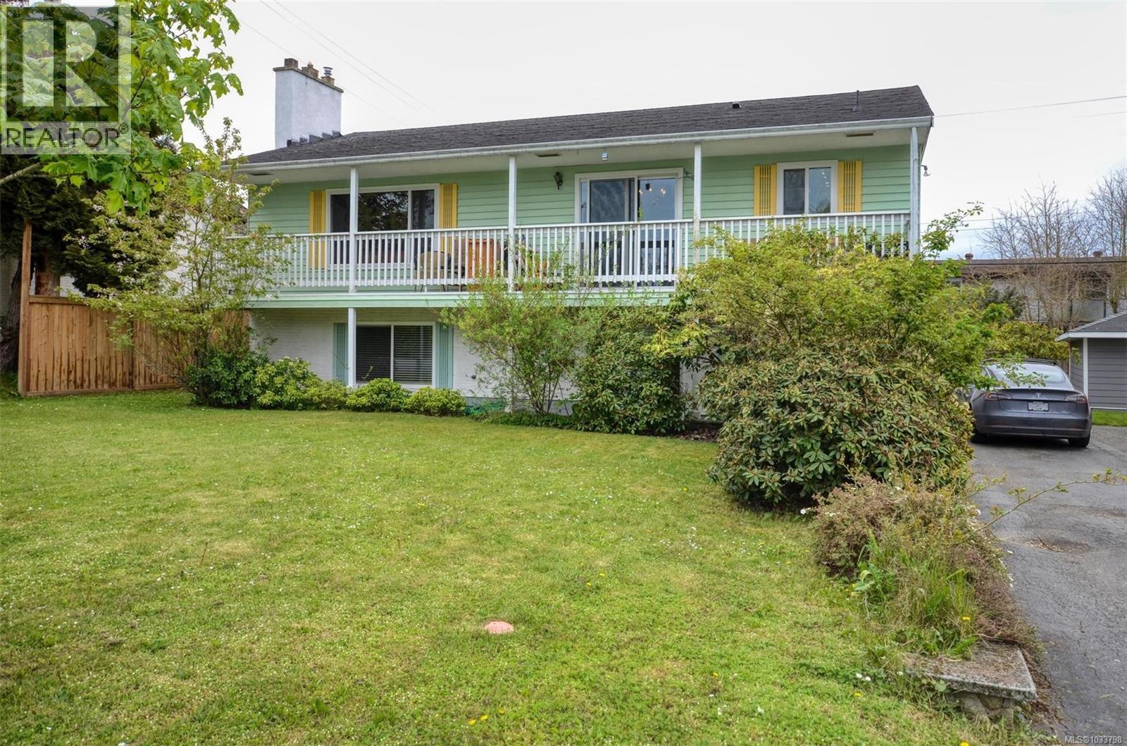  1809 Laval Avenue, Saanich