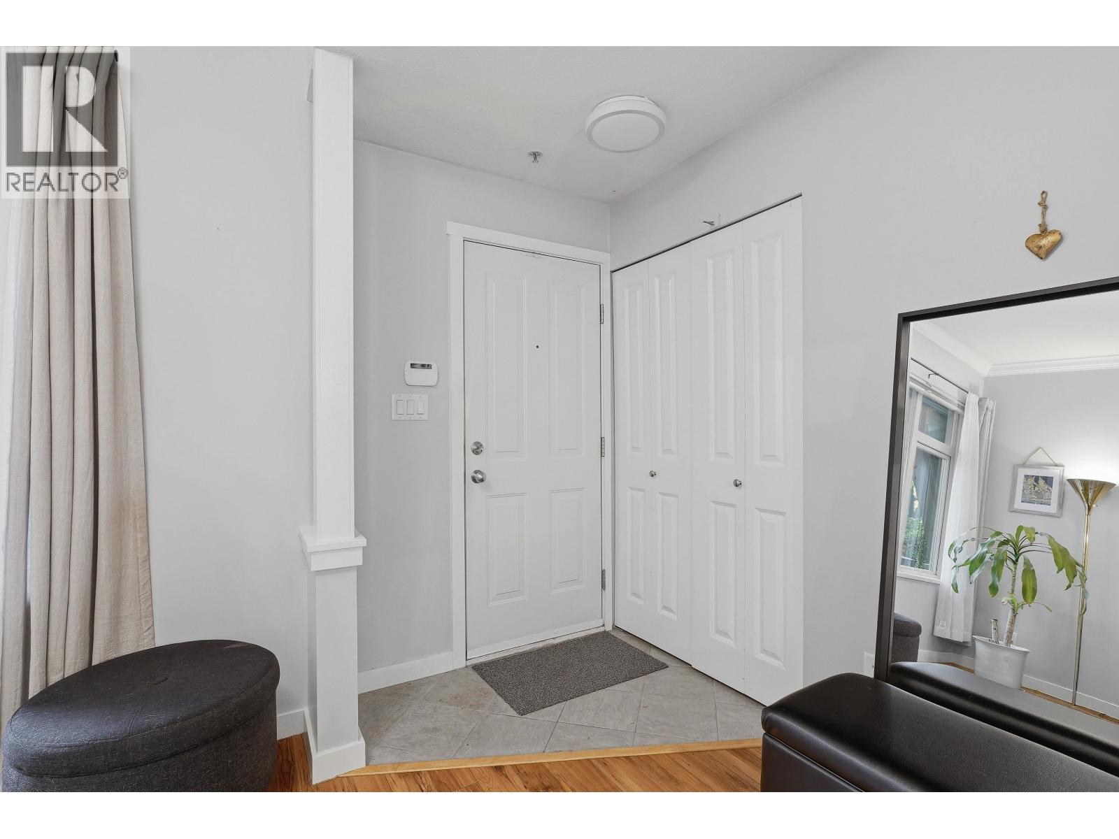 125 600 PARK CRESCENT — photo 12