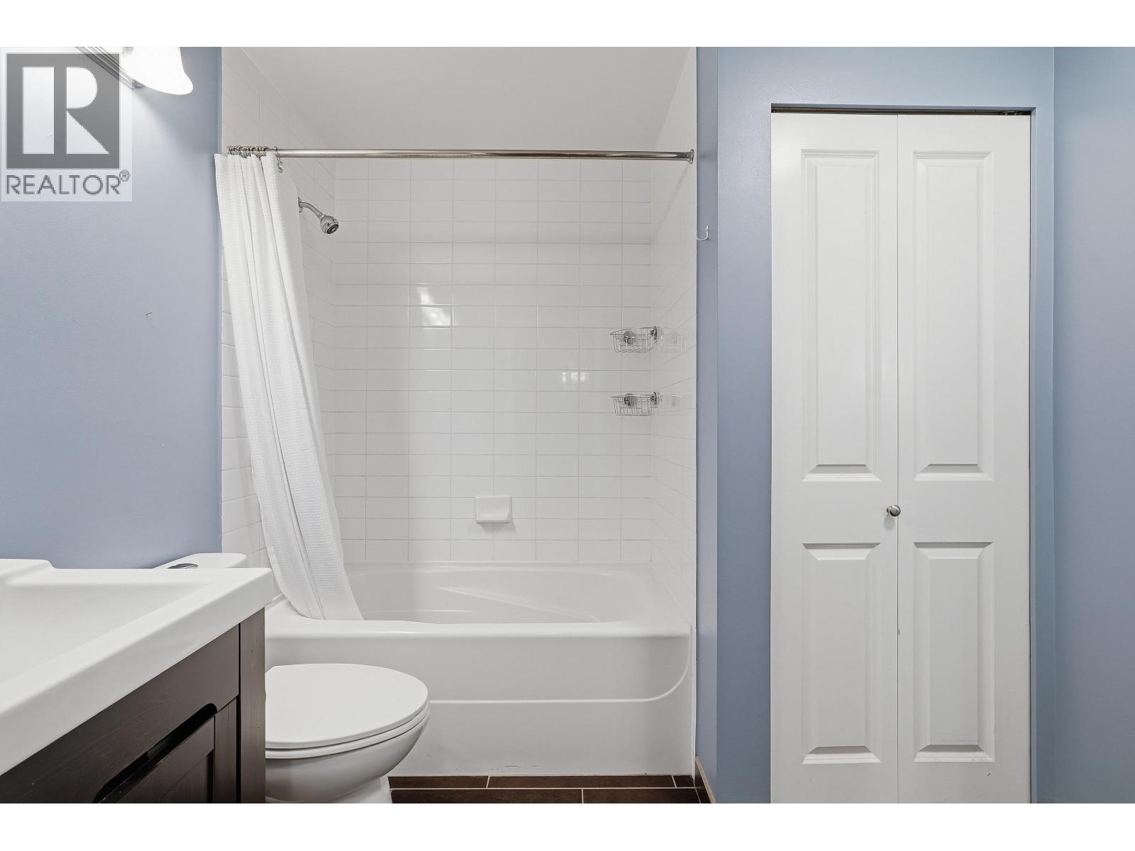 125 600 PARK CRESCENT — photo 16