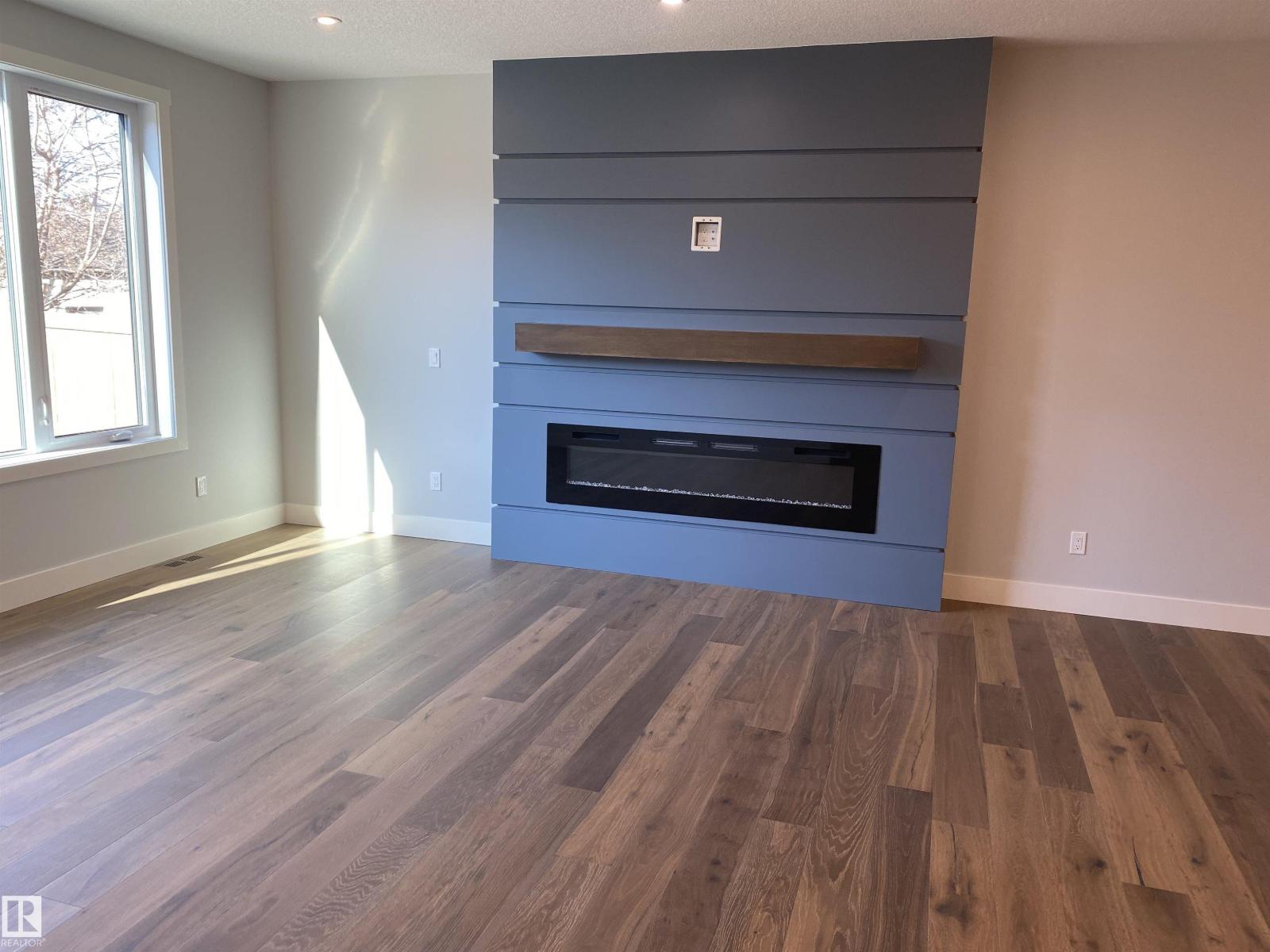 9515 75 AV NW, Edmonton