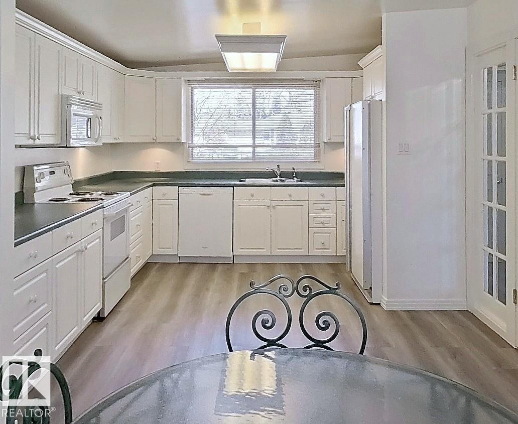 9624 75 ST NW - 10