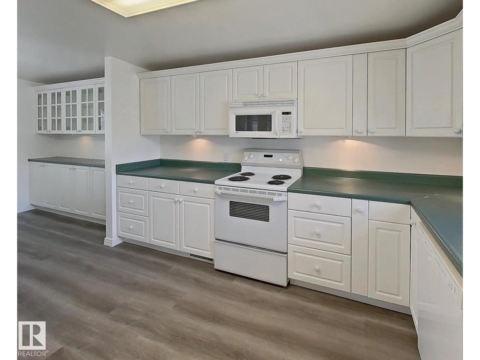 9624 75 ST NW - 11