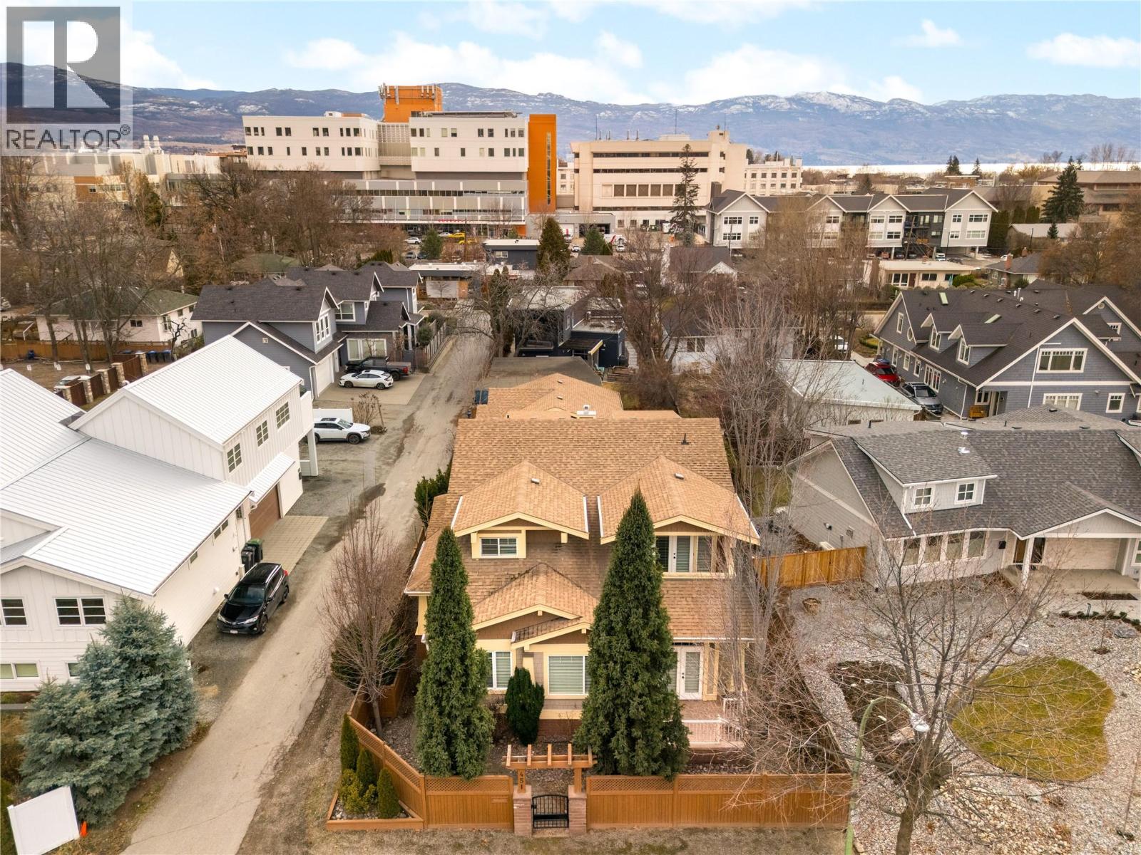  451 Cadder Avenue, Kelowna