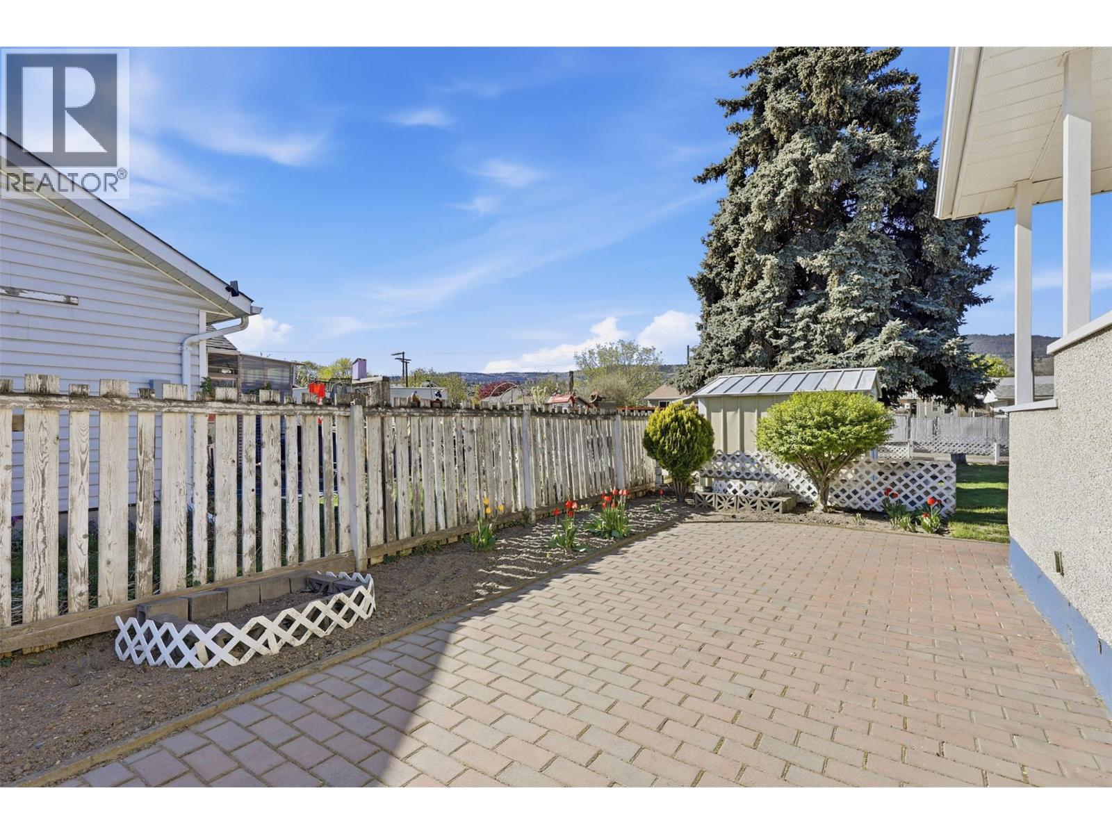 465 Linden Avenue - 37