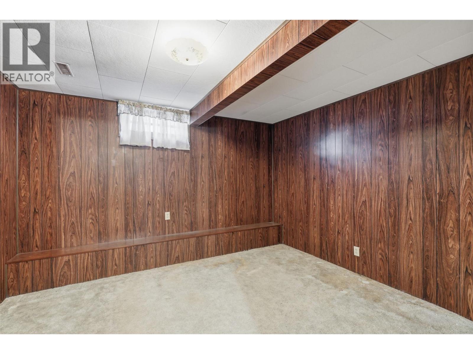 465 Linden Avenue - 30