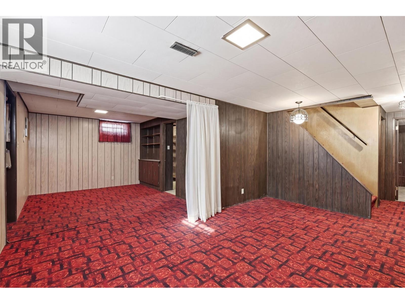 465 Linden Avenue - 26