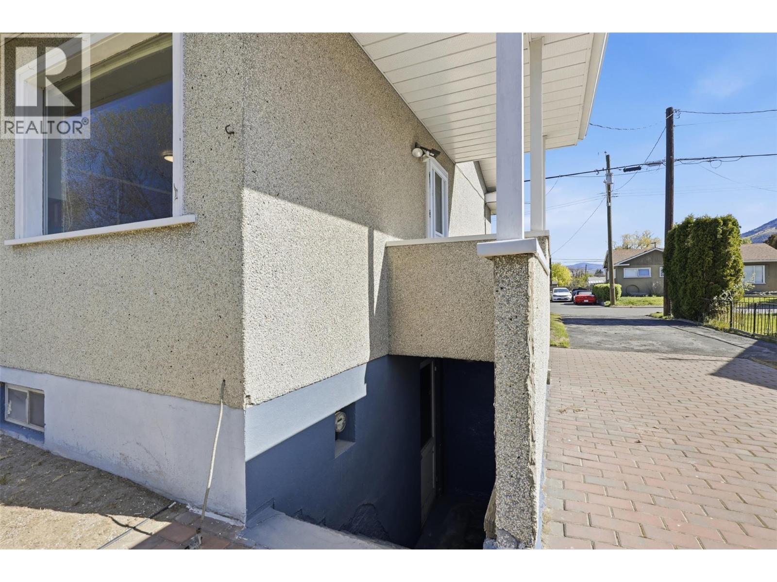 465 Linden Avenue - 35