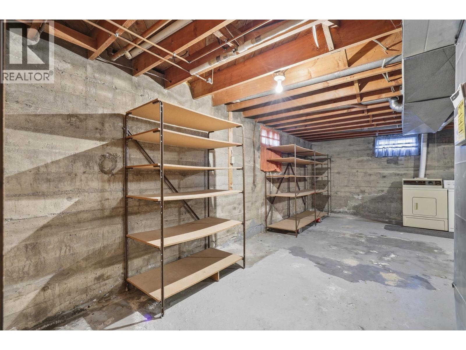 465 Linden Avenue - 33