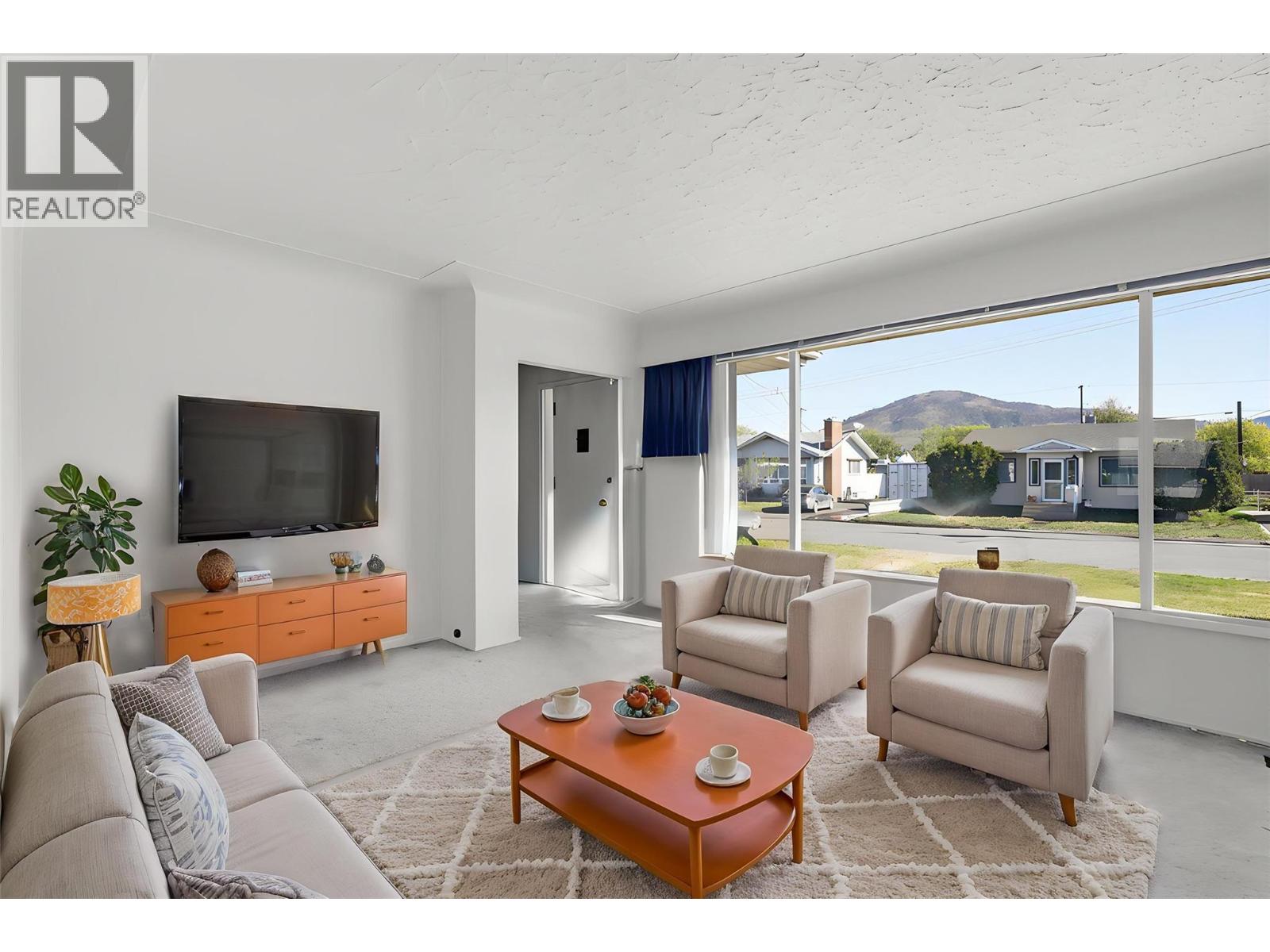 465 Linden Avenue - 5