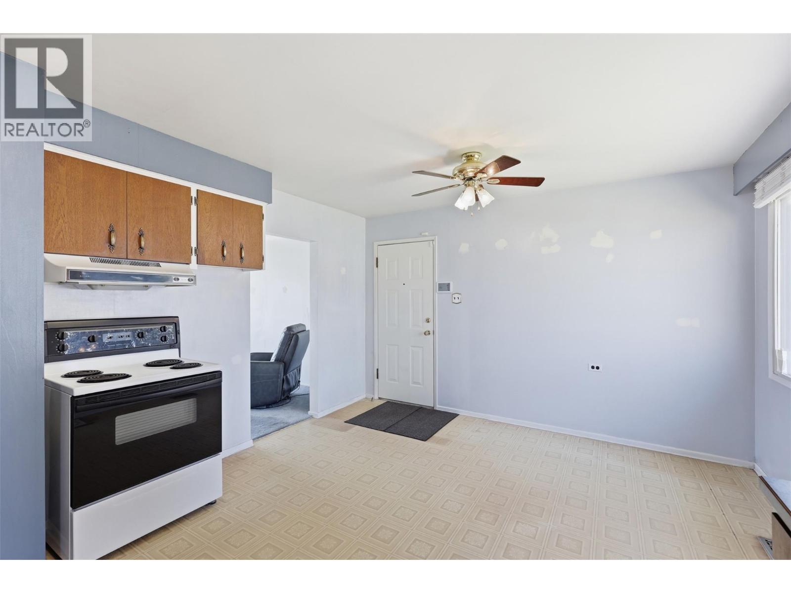 465 Linden Avenue - 12