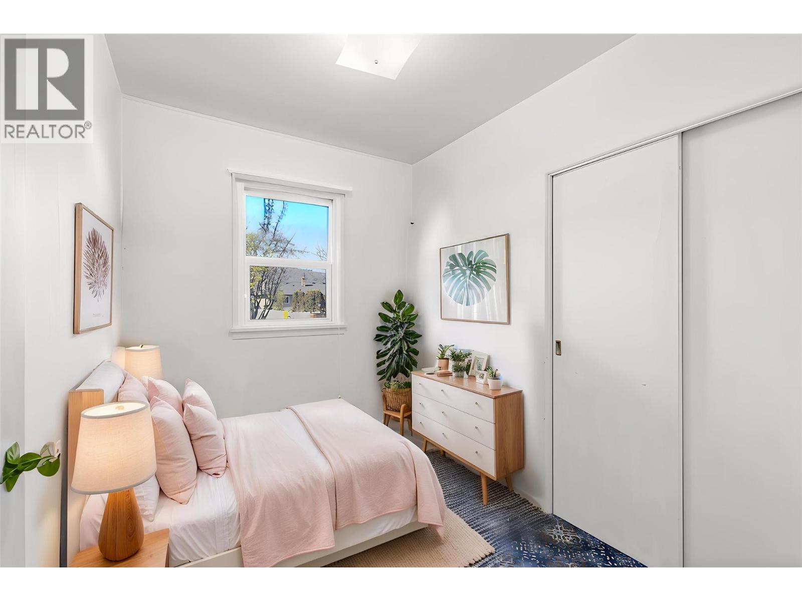 465 Linden Avenue - 22