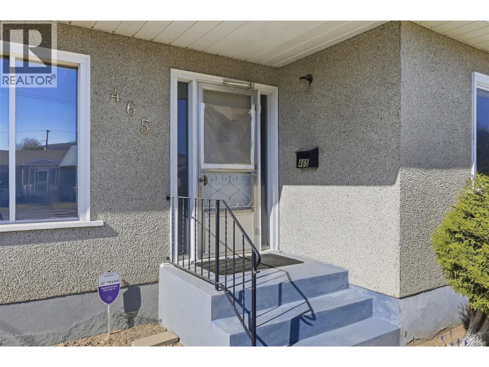 465 Linden Avenue - Image 3