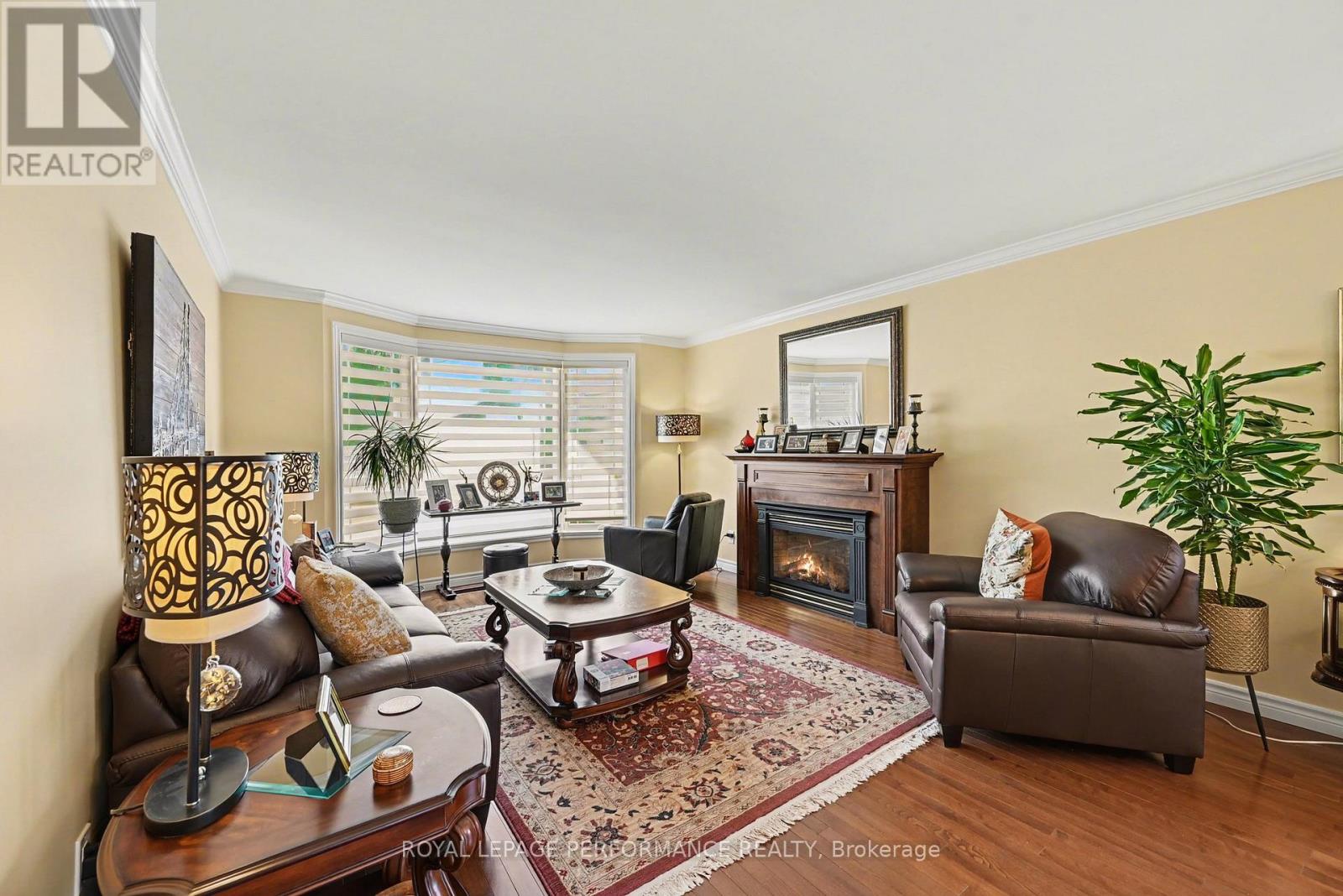 855 KENYON CRESCENT - photo 5