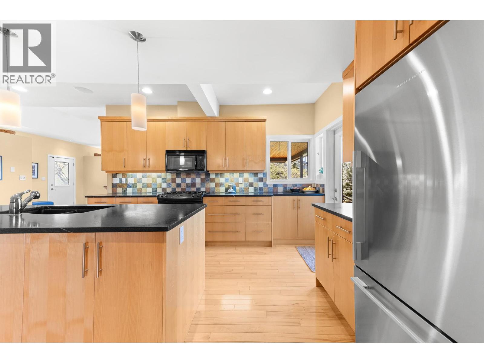  3990 June Springs Road, Kelowna