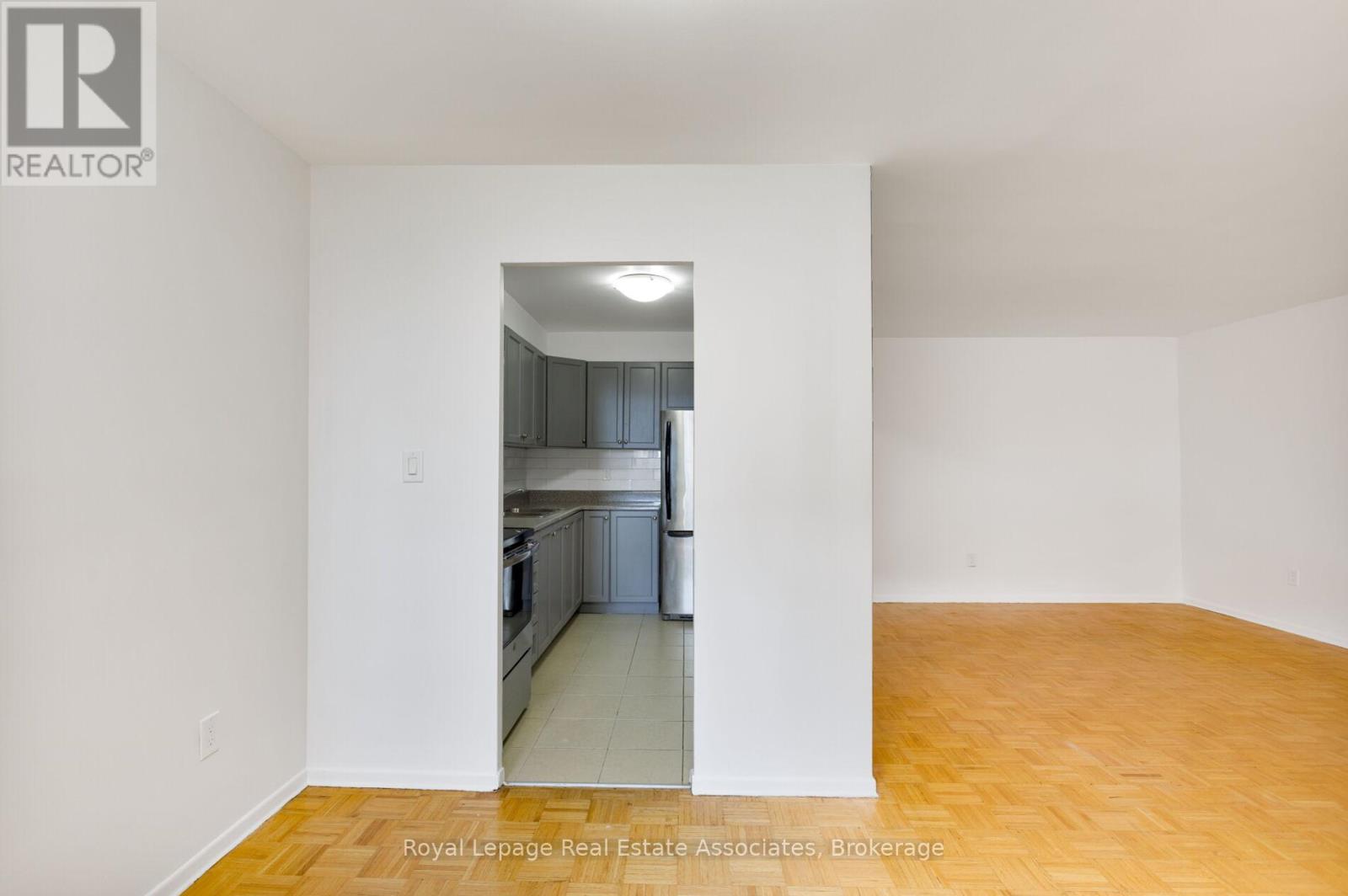 #1710 5 MASSEY SQUARE - 11