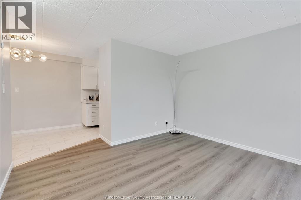 6635 THORNBERRY Unit# 387, Windsor, Ontario, N8T3A6 — Photo 10
