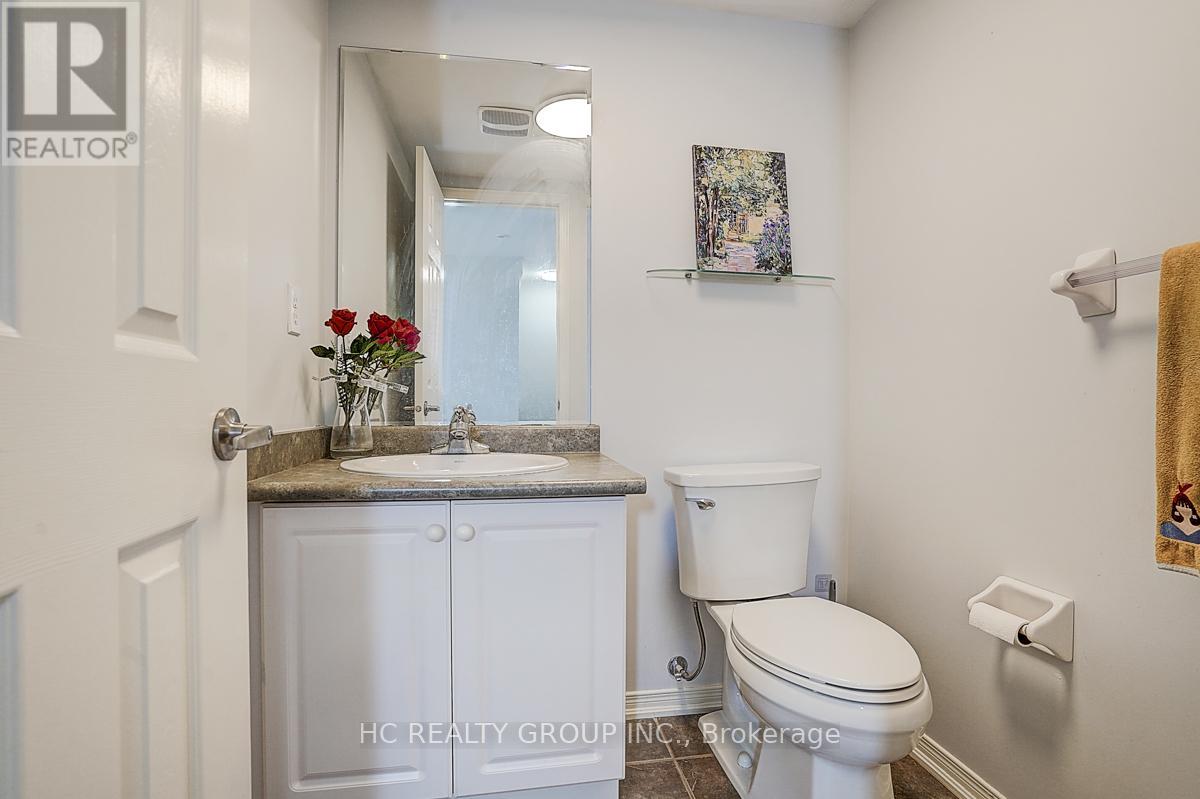20 PRINCE CHARLES WAY - 14