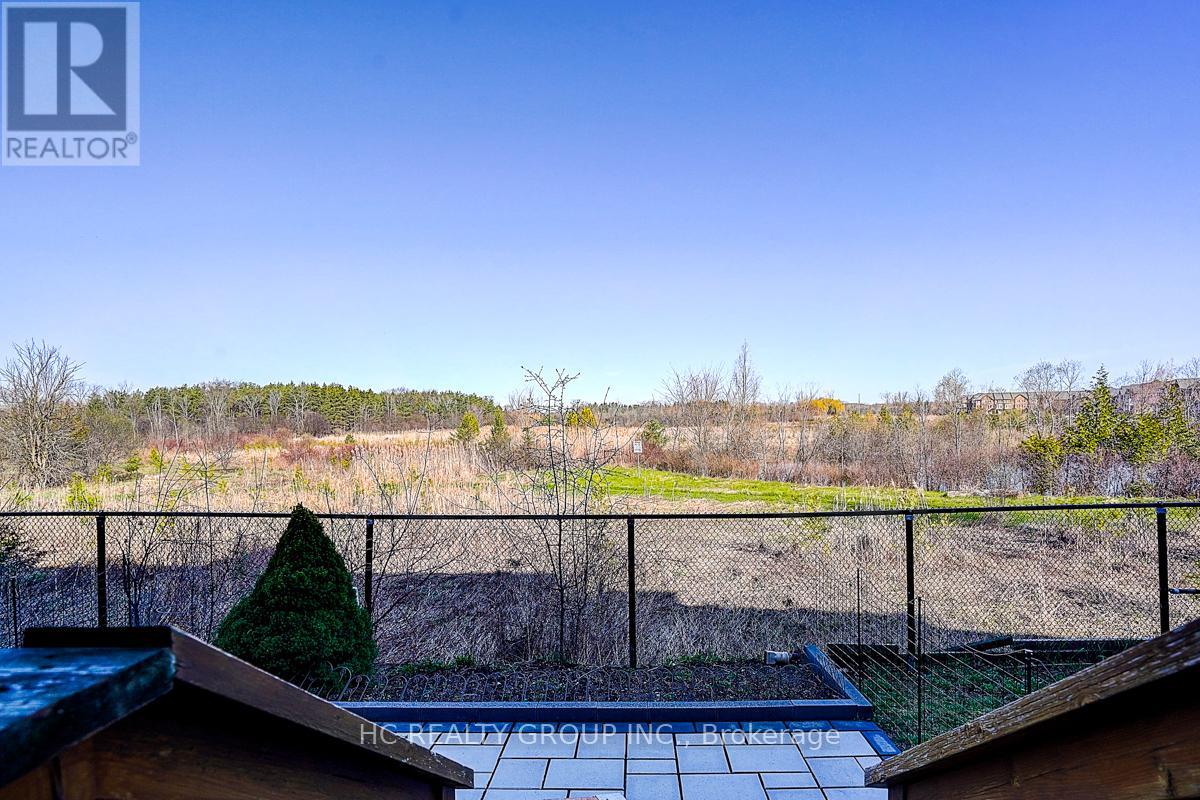 20 PRINCE CHARLES WAY - 5