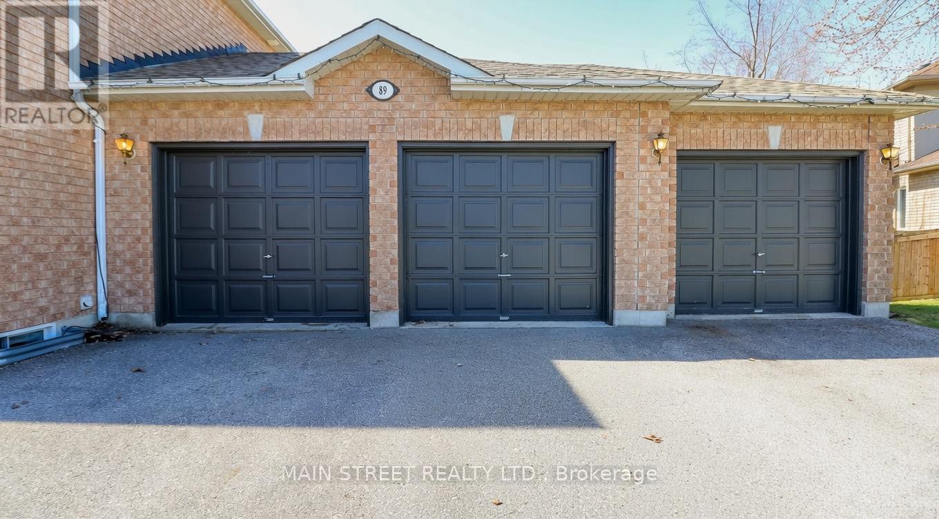 89 SILVER MAPLE CRESCENT - 4