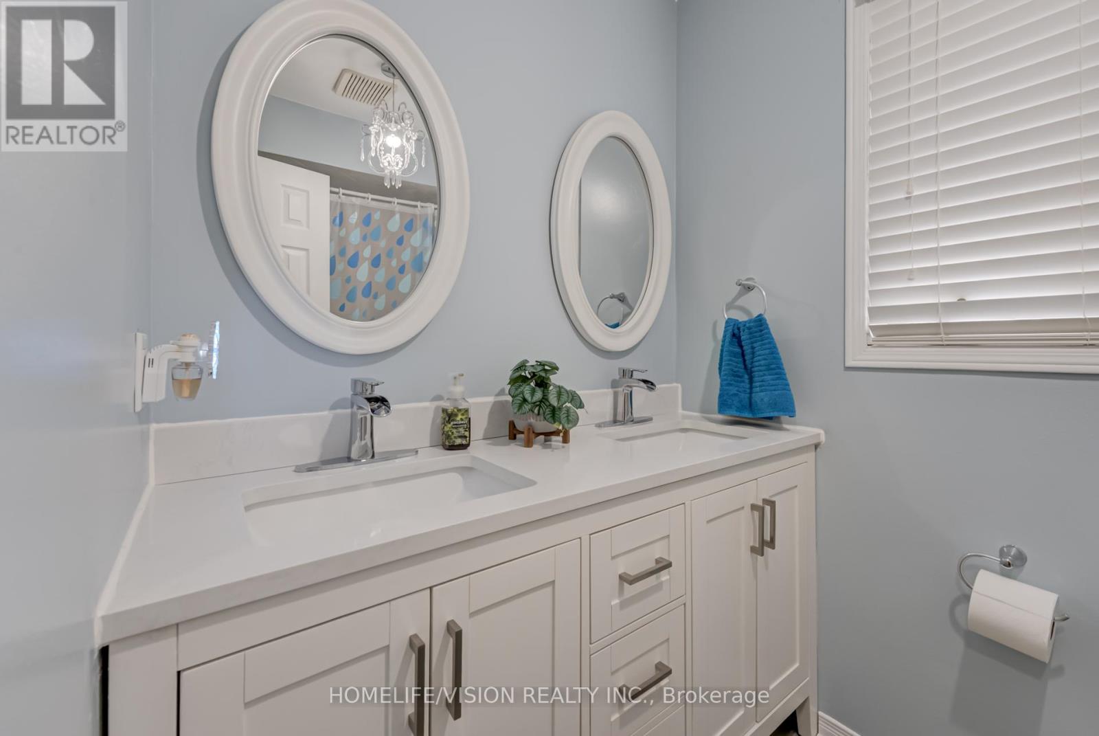 55 ETHERINGTON CRESCENT - 33