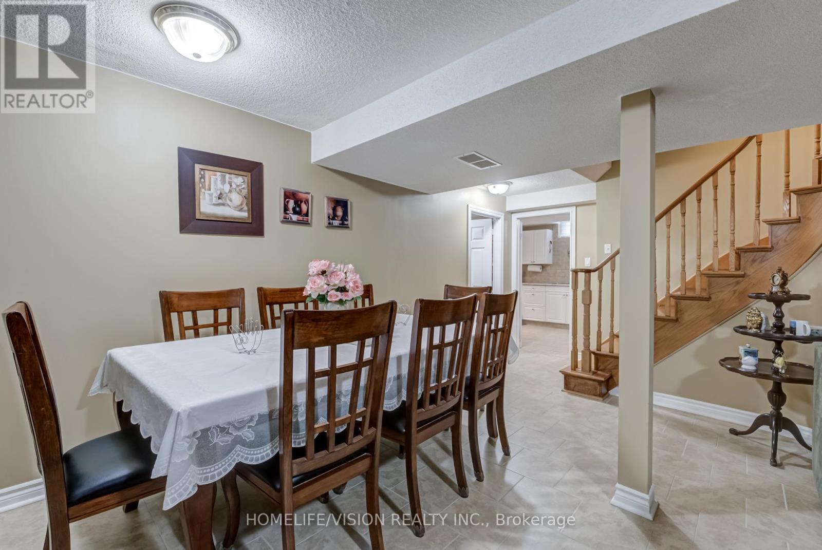 55 ETHERINGTON CRESCENT - 39