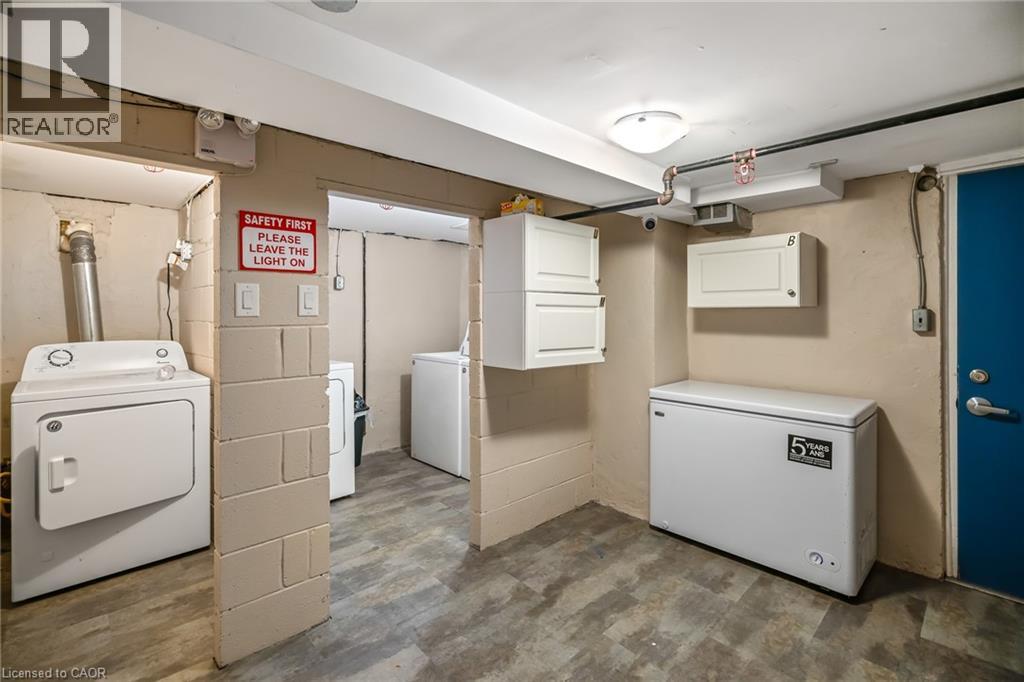 15 DELAWARE Street, St. Catharines, Ontario, L2M5L9 — Photo 11