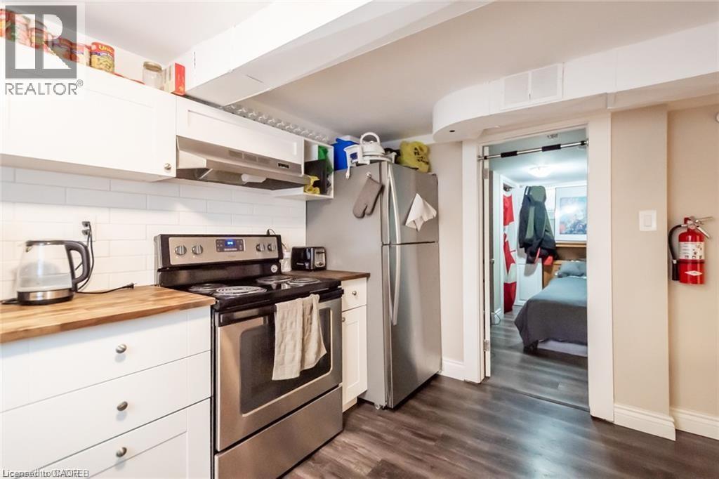 15 DELAWARE Street, St. Catharines, Ontario, L2M5L9 — Photo 4