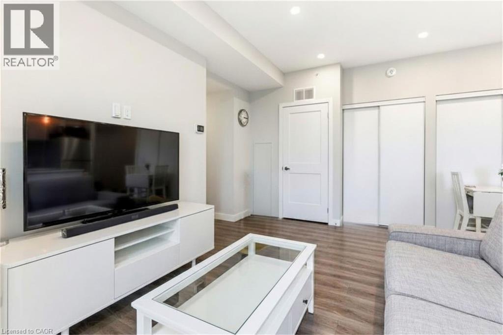 #2302 15 QUEEN Street S - 12